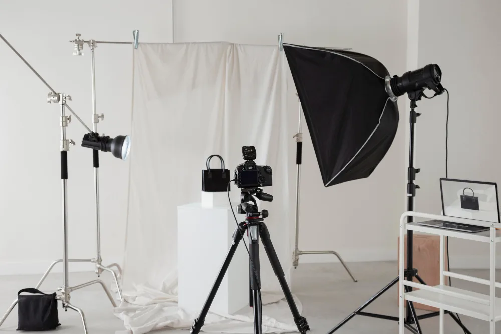 Professional Product Studio - 爱游戏8